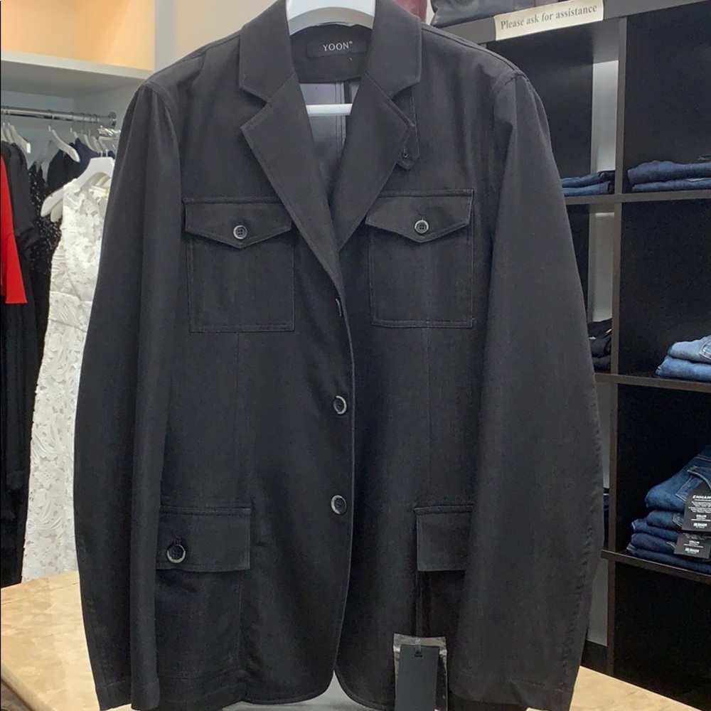 Men’s black jacket